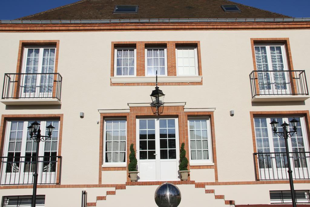 Villa Louis Victor Dizy Eksteriør billede